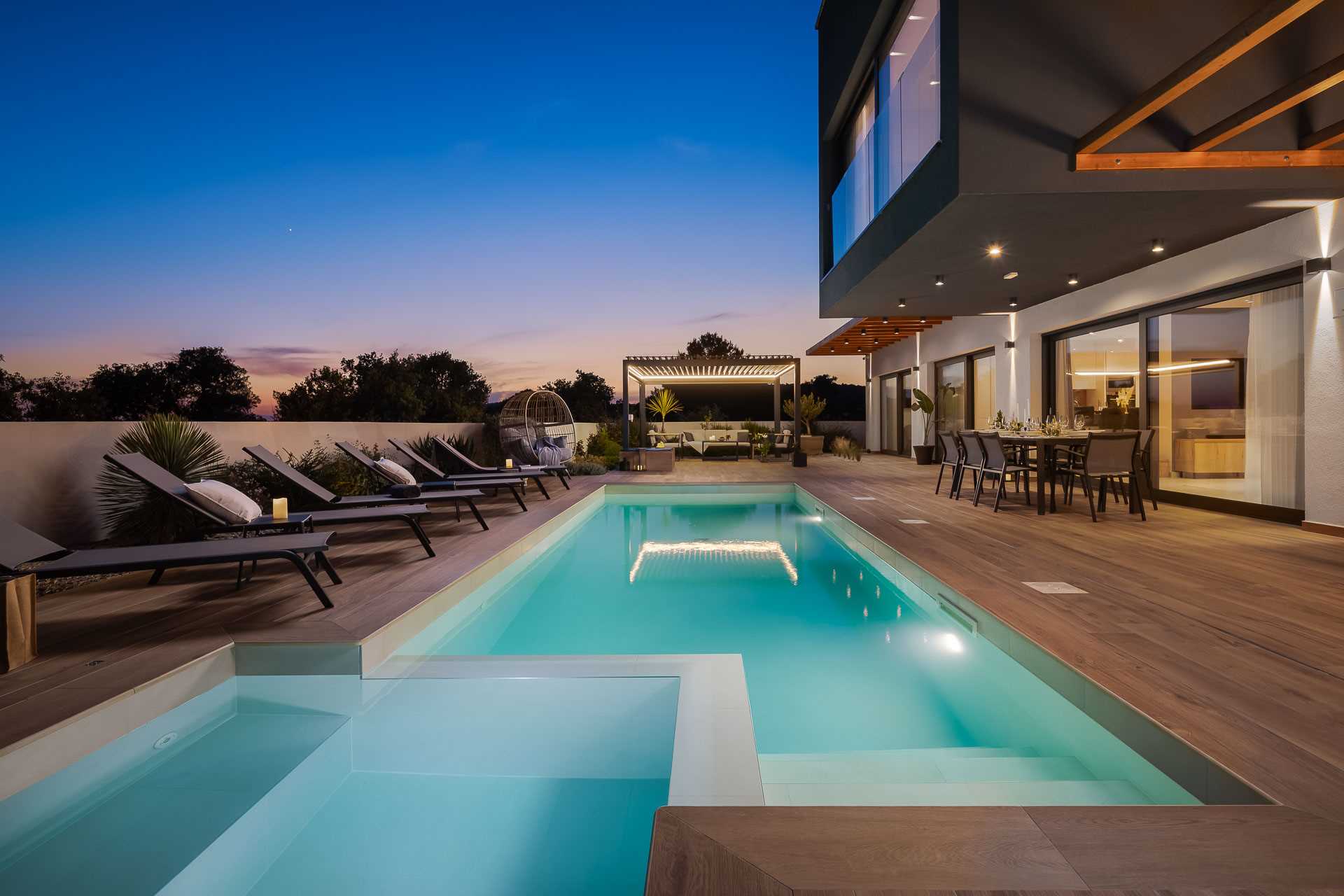 Villa Lux Indigo