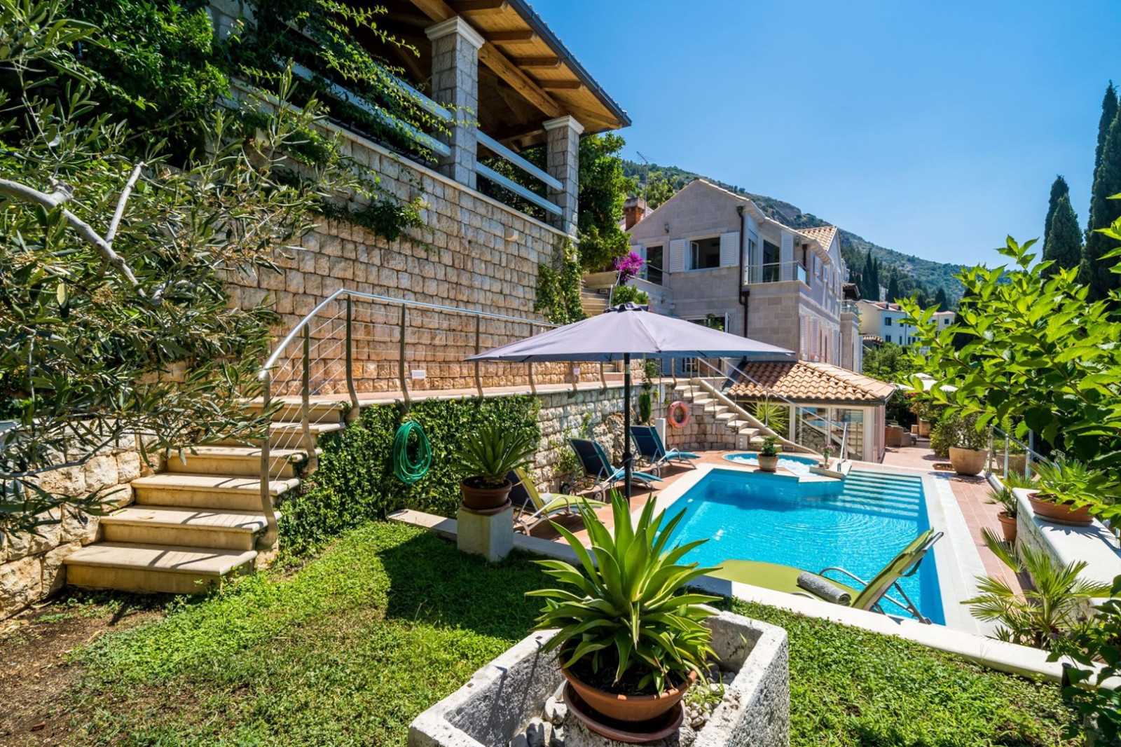 Villa Dubrovnik Palace