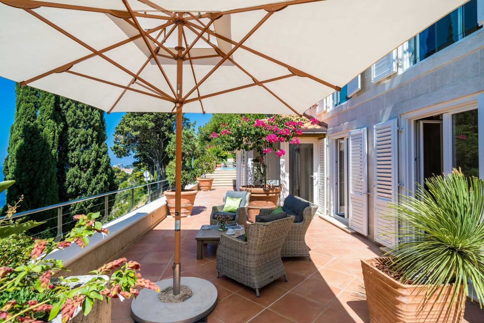 Villa Dubrovnik Palace