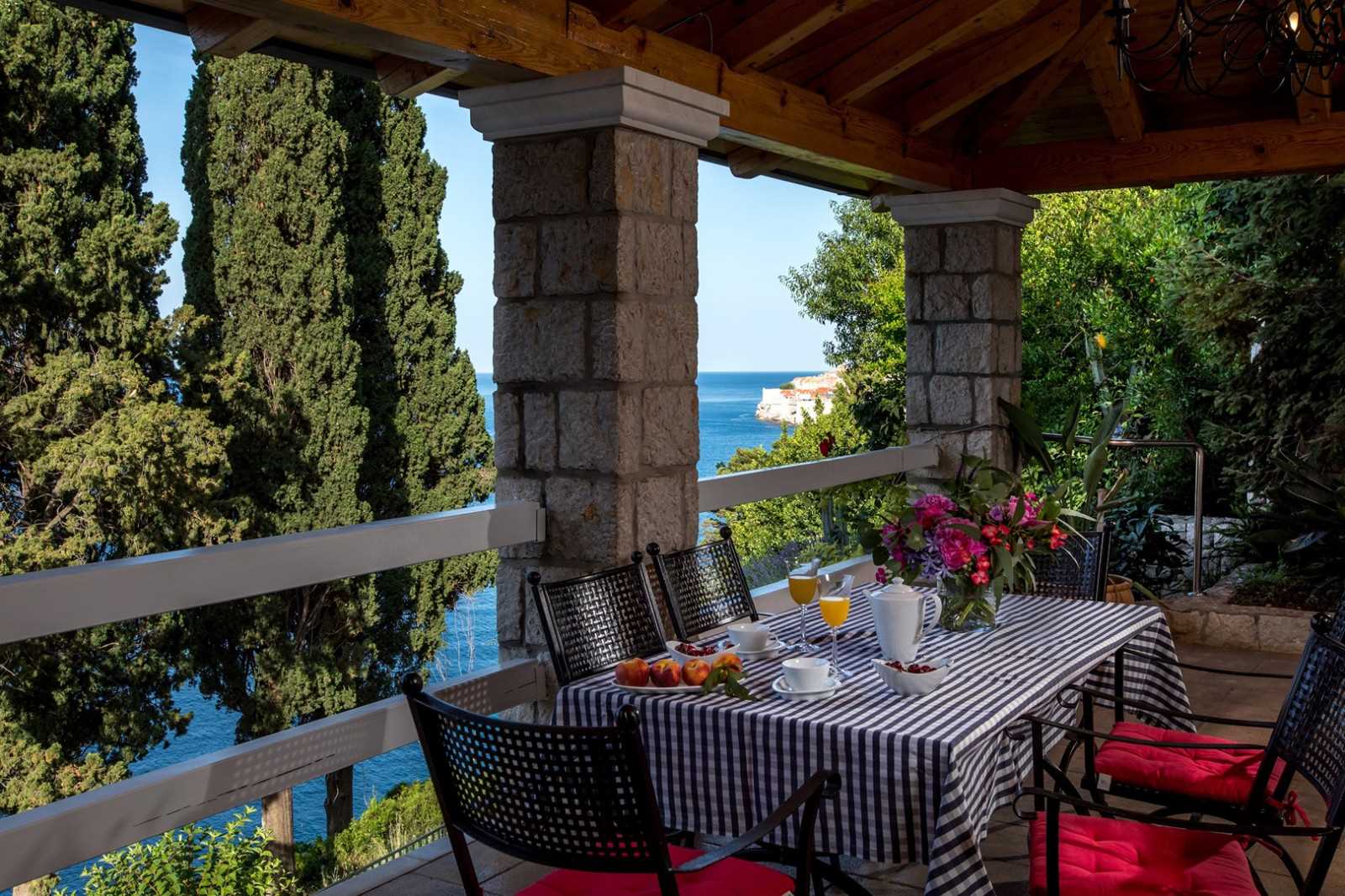 Villa Dubrovnik Palace