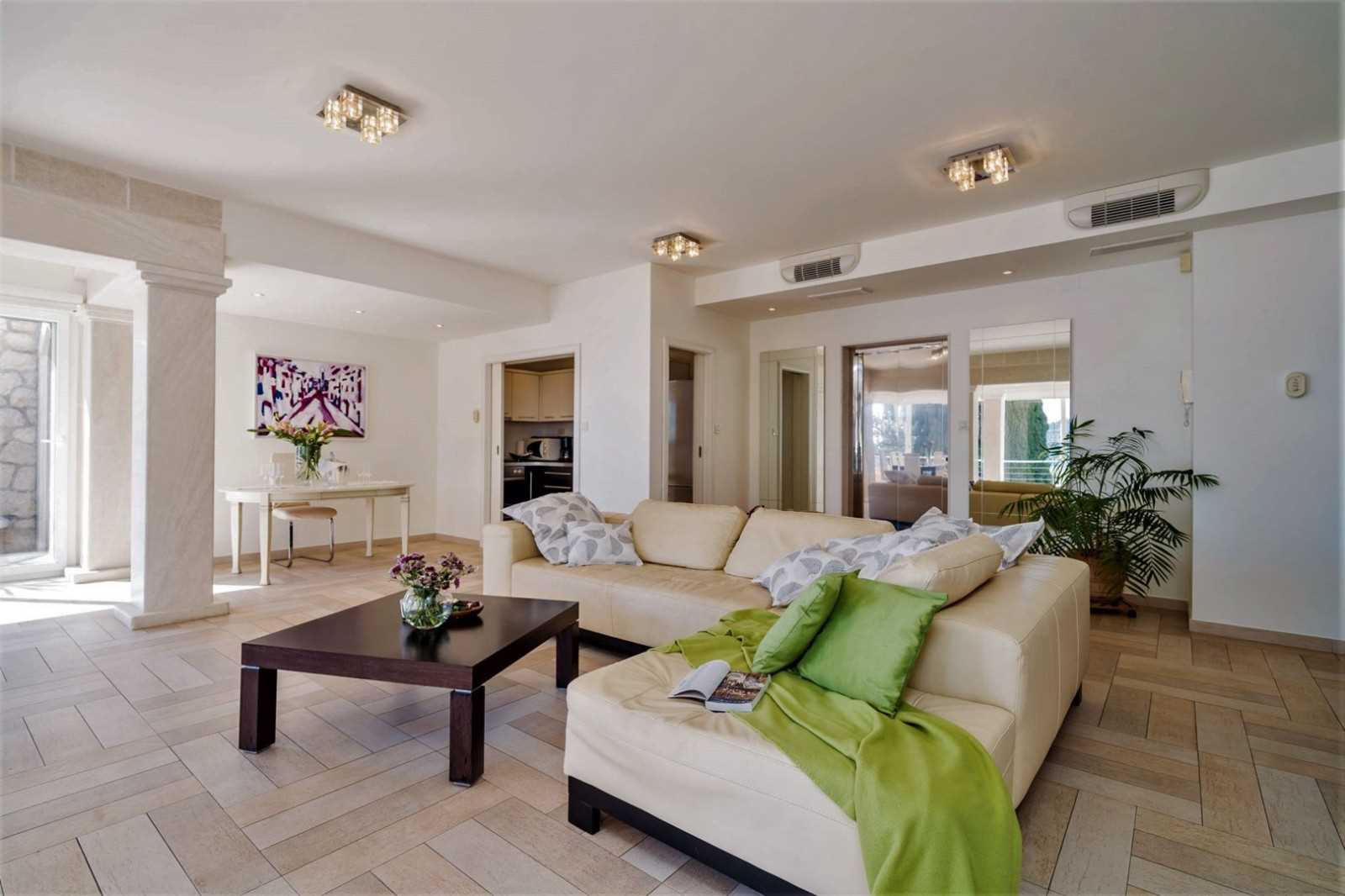 Villa Dubrovnik Palace