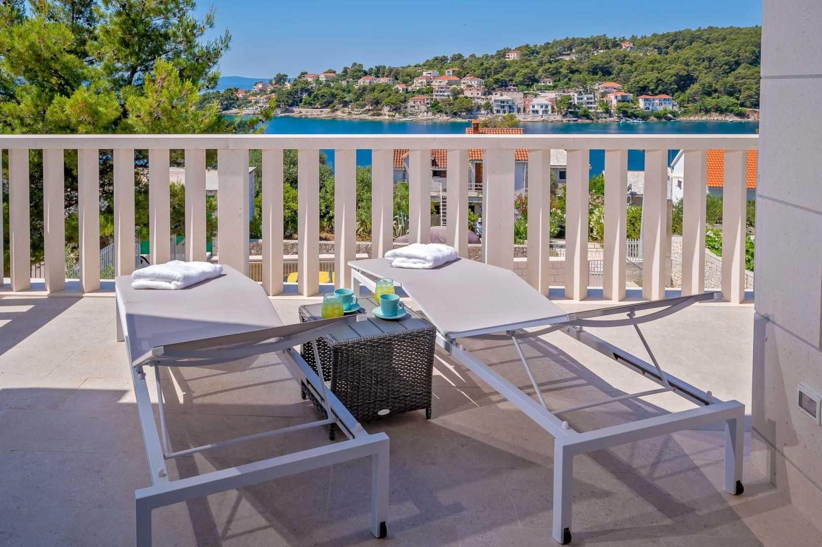 Villa View Sumartin