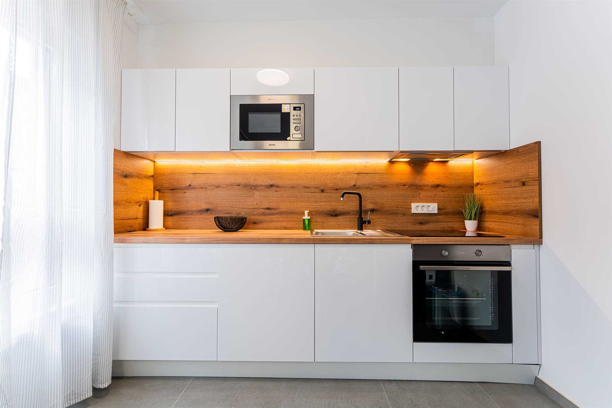 [98] Zamlačka 28C [98]