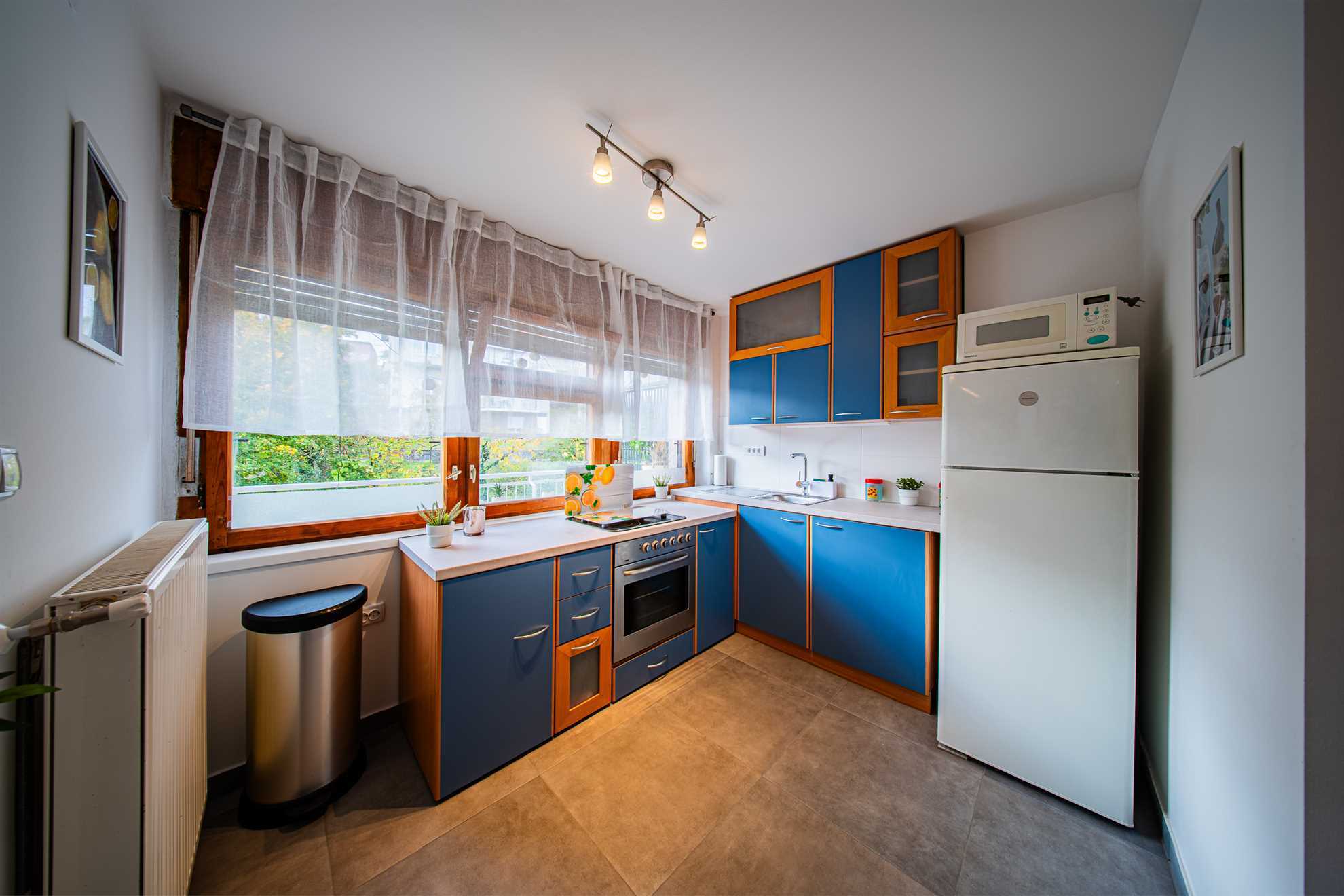 [180] Vinogradska cesta 83 [180]