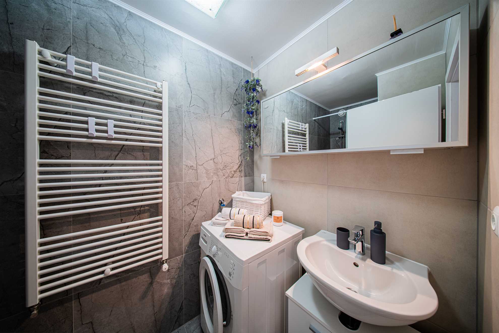 [180] Vinogradska cesta 83 [180]