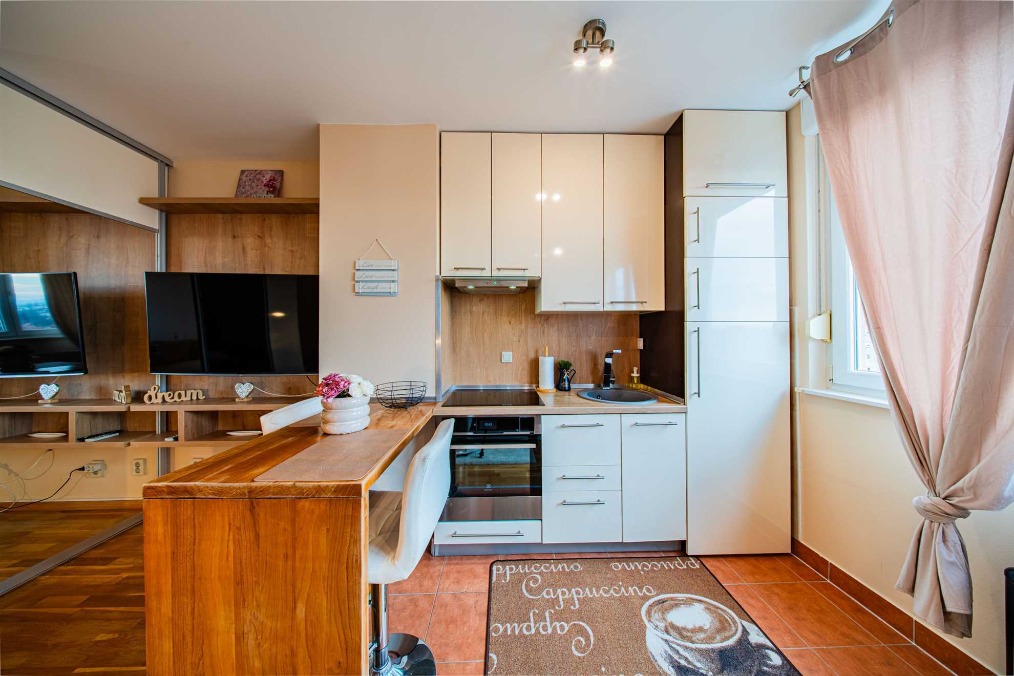 [197] Jaruščica 5 [197]