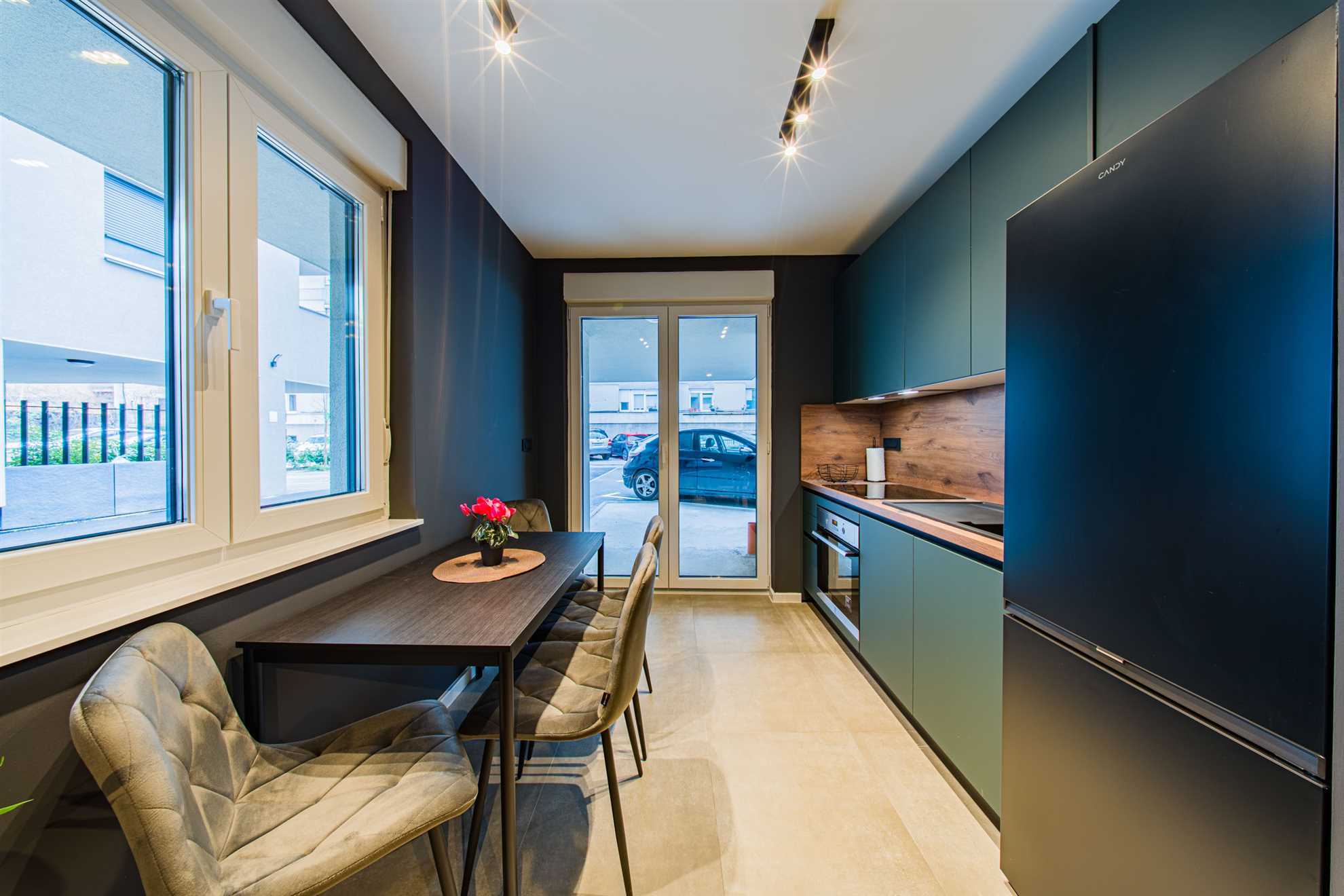 [204] Nehajska 47 [204]