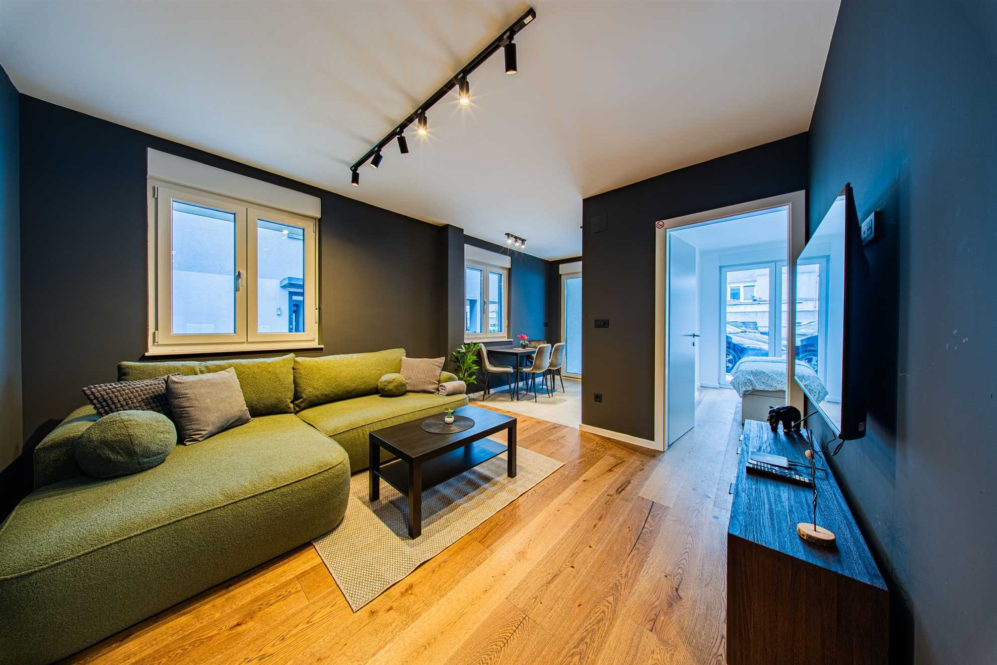 [204] Nehajska 47 [204]