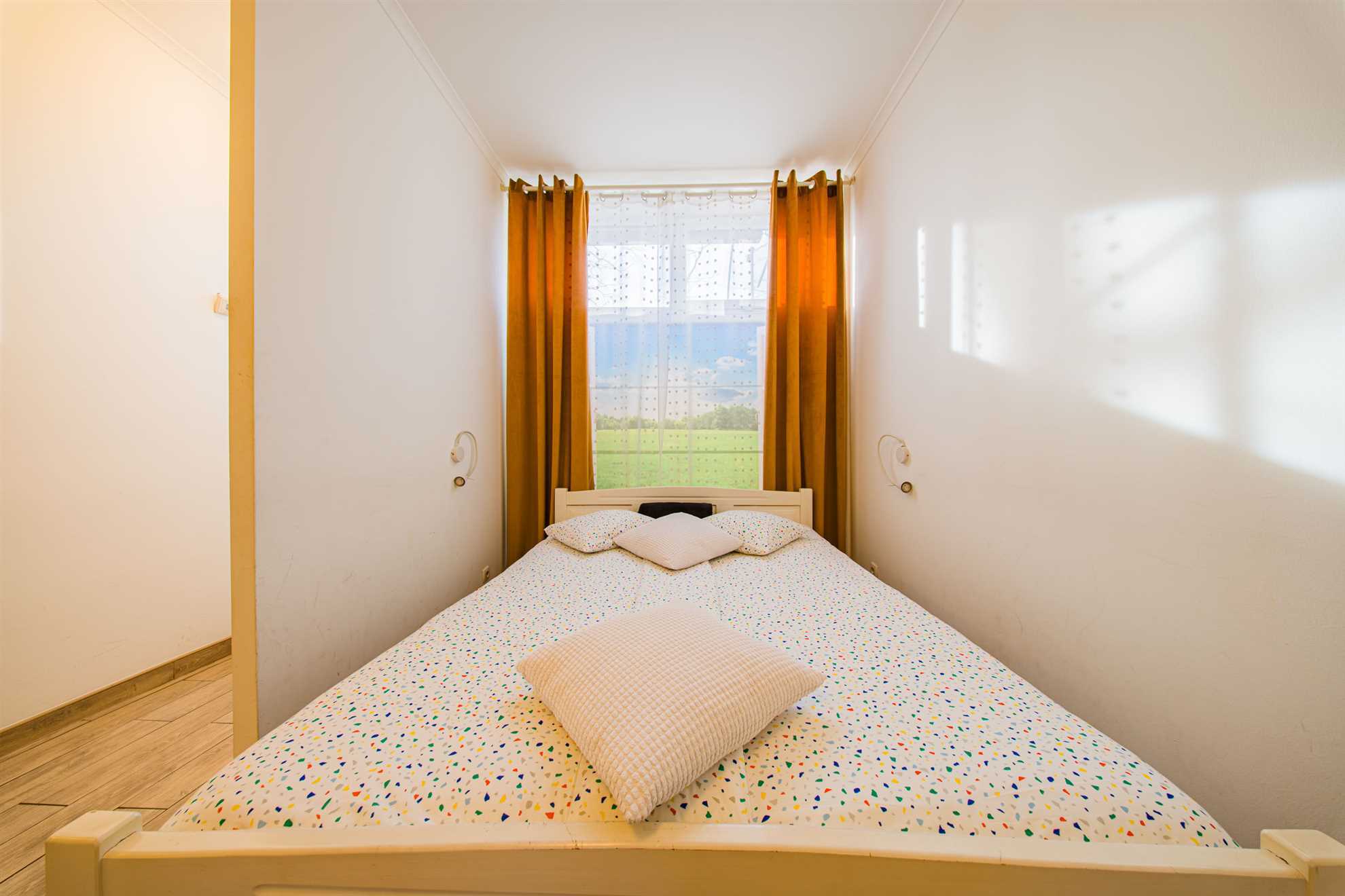 [196] Cvijete Zuzorić 43 [196]