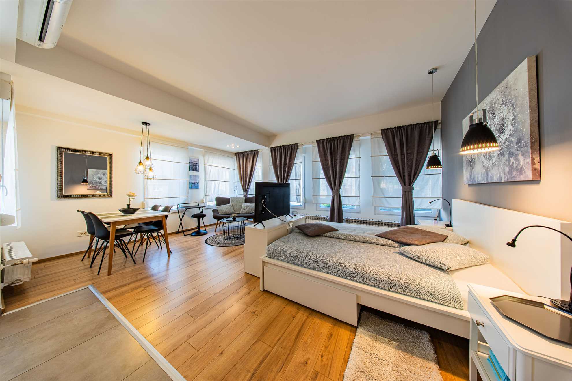 Flex SelfCheckIns 224 / Spacious Studio / WiFi