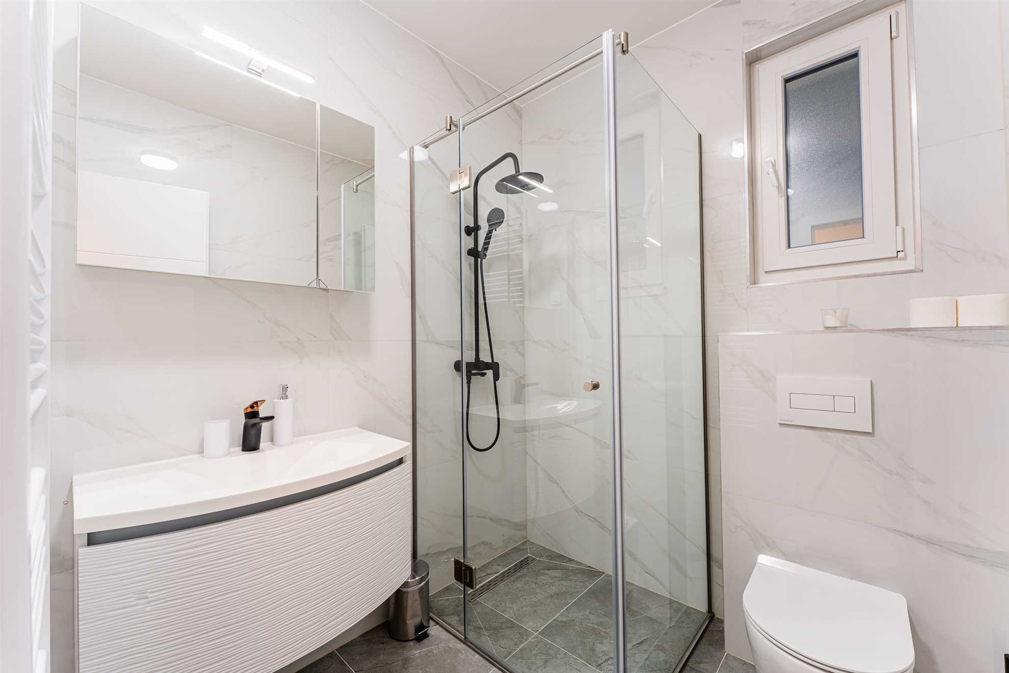 Flex SelfCheckIns 137/2 Bedrooms/Parking/2 Loggias