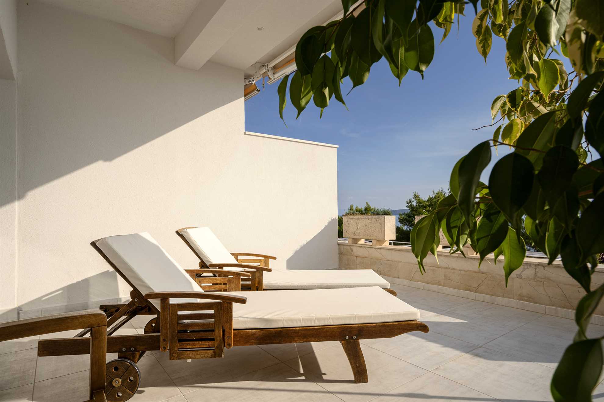Captain Residence