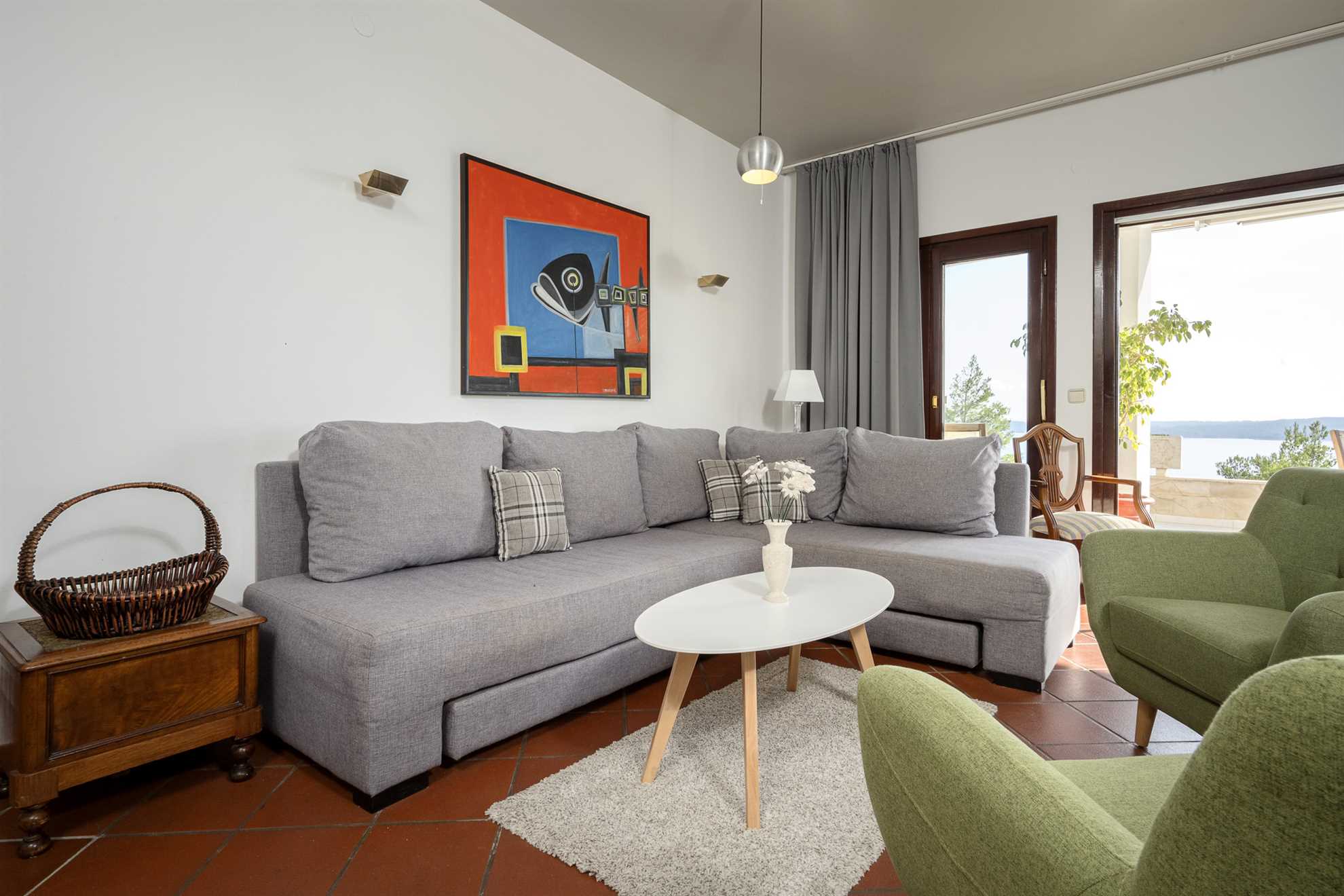 Captain Residence