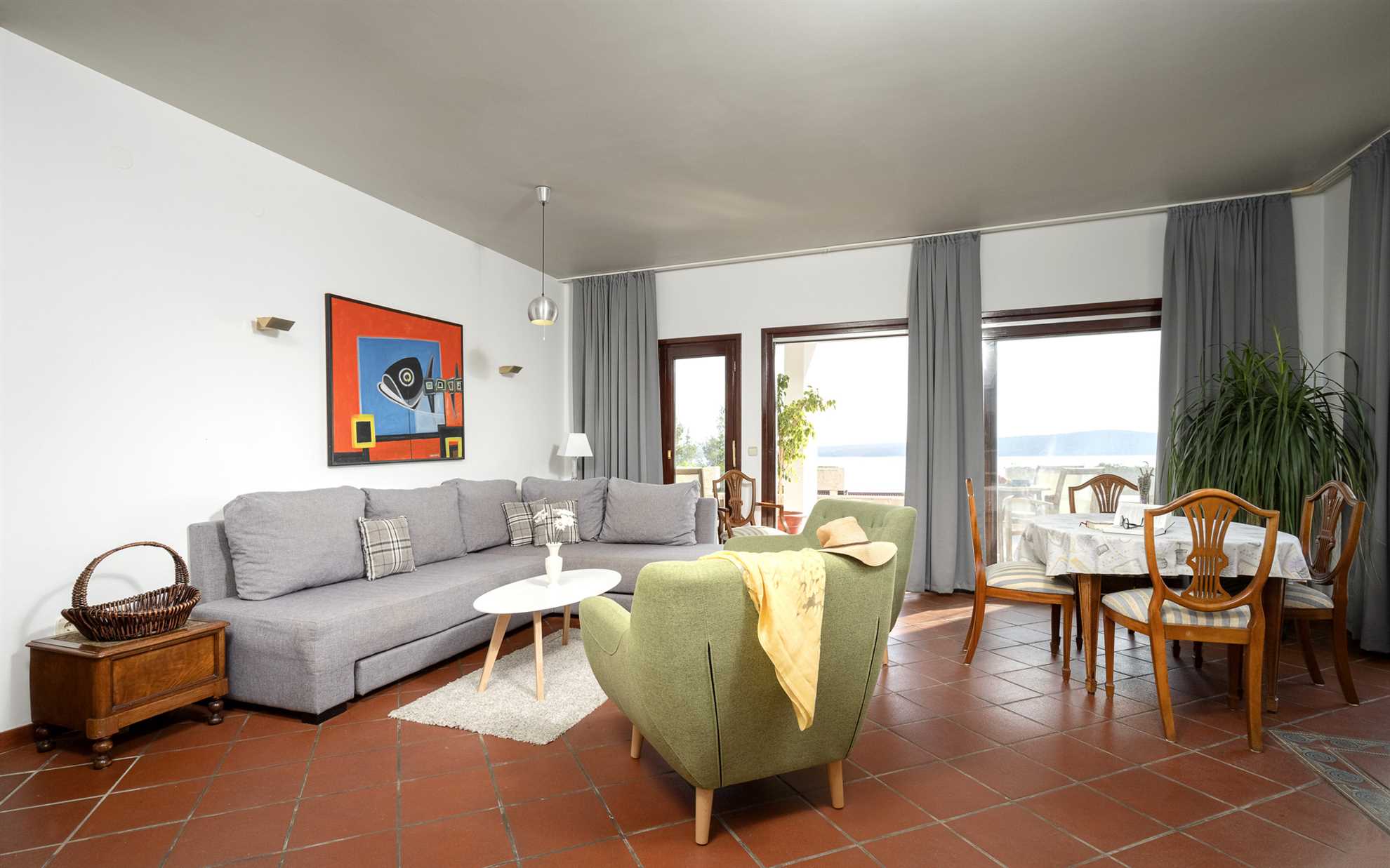 Captain Residence