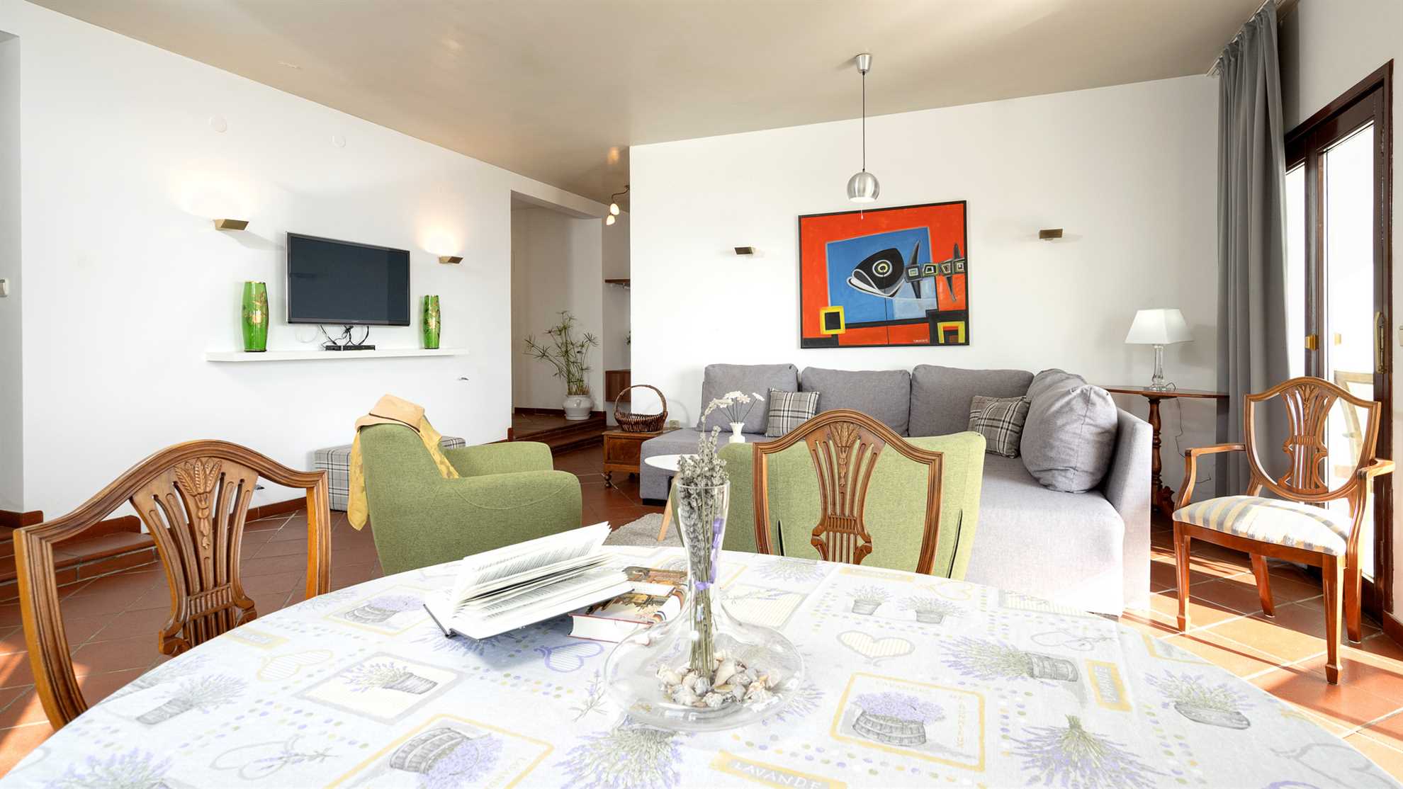 Captain Residence