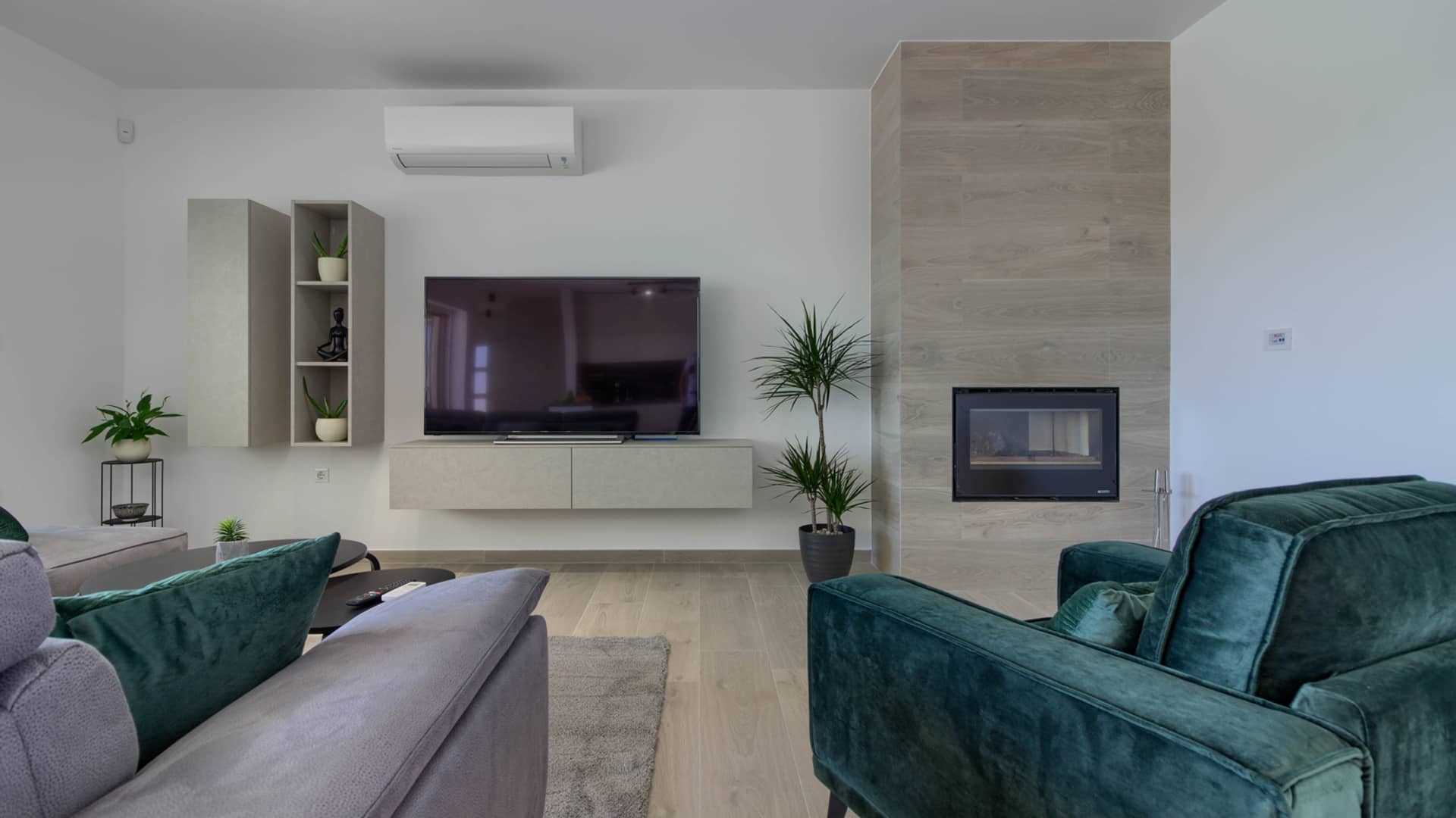 Villa Mako - The modern luxury villa with swimming pool and whirlpool in a quiet suburb of Pula