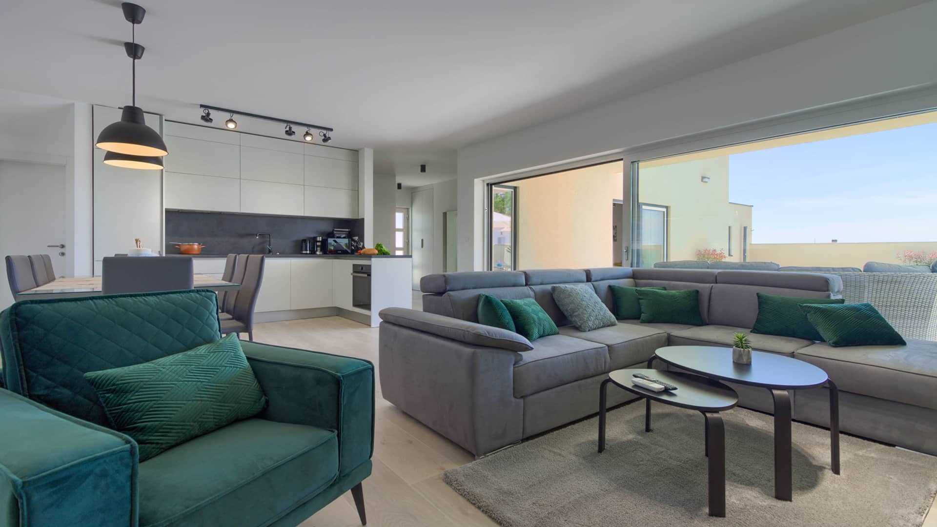 Villa Mako - The modern luxury villa with swimming pool and whirlpool in a quiet suburb of Pula