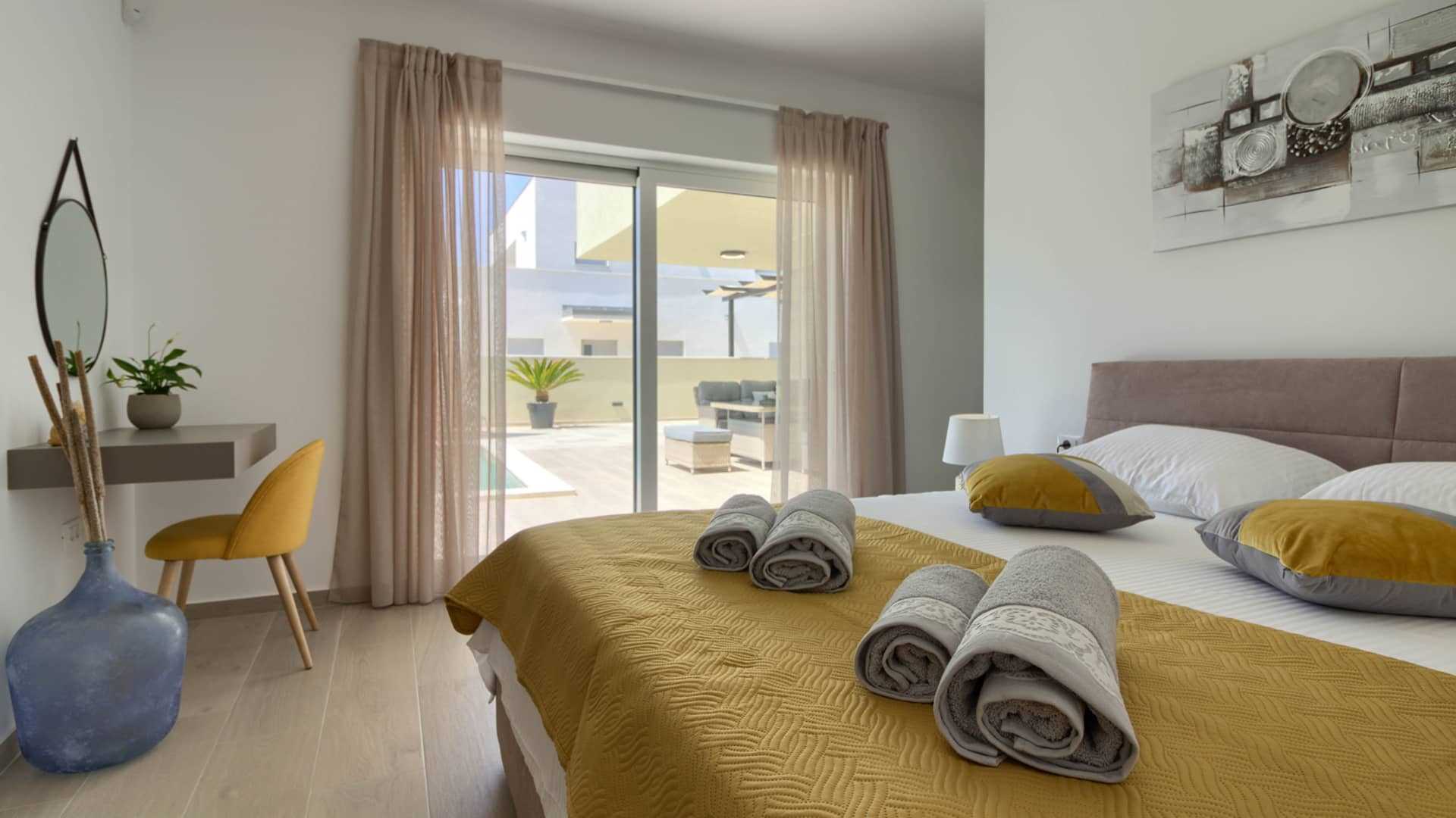 Villa Mako - The modern luxury villa with swimming pool and whirlpool in a quiet suburb of Pula