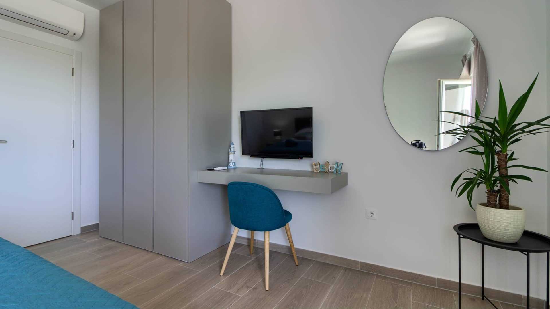Villa Mako - The modern luxury villa with swimming pool and whirlpool in a quiet suburb of Pula