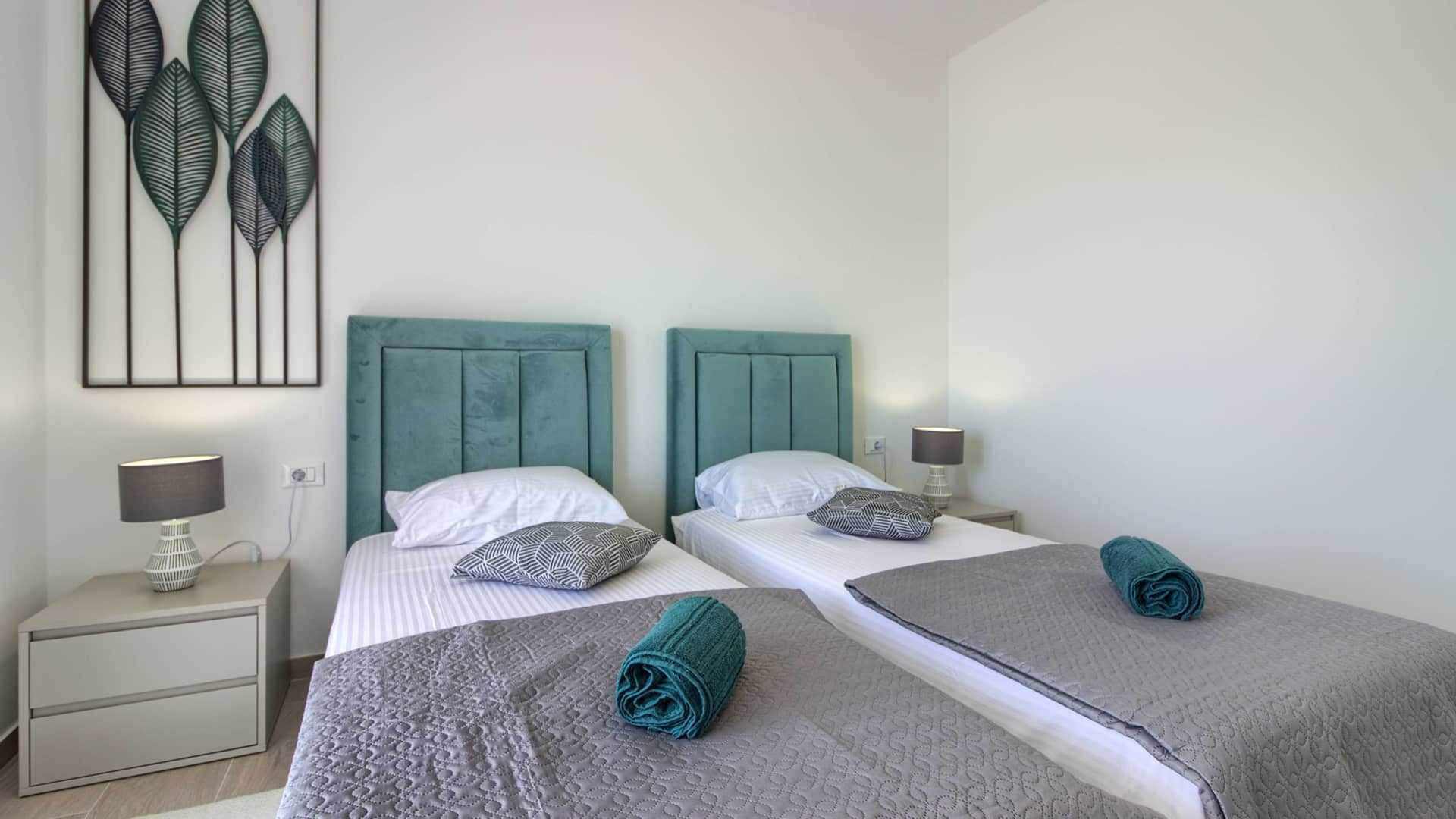 Villa Mako - The modern luxury villa with swimming pool and whirlpool in a quiet suburb of Pula