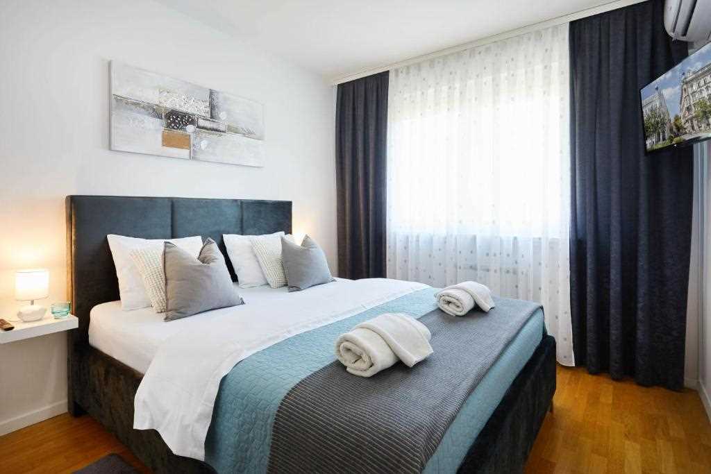 Apartment MADRAL