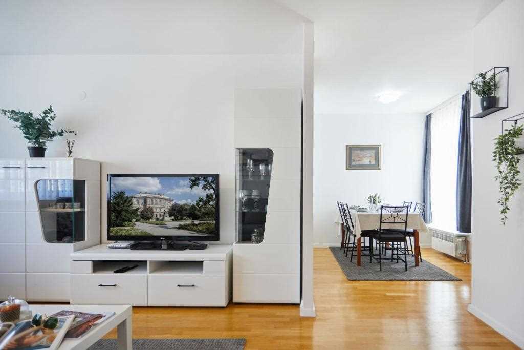 Apartment MADRAL