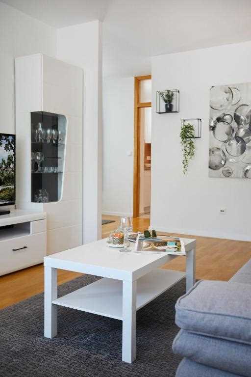 Apartment MADRAL