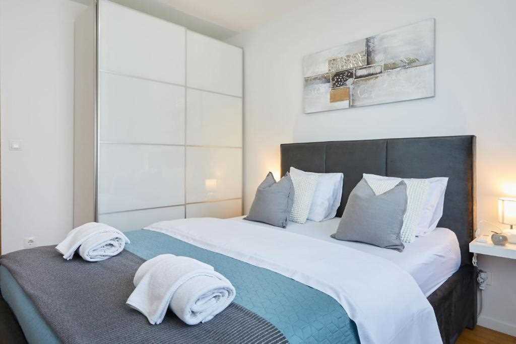 Apartment MADRAL