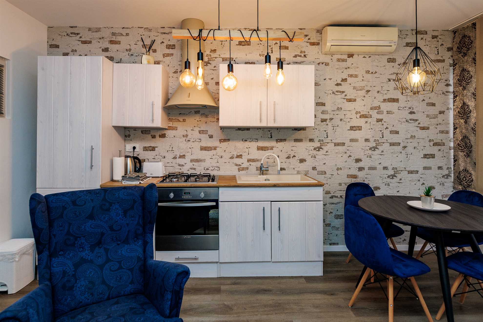 Modern one bedroom apartment with shared pool