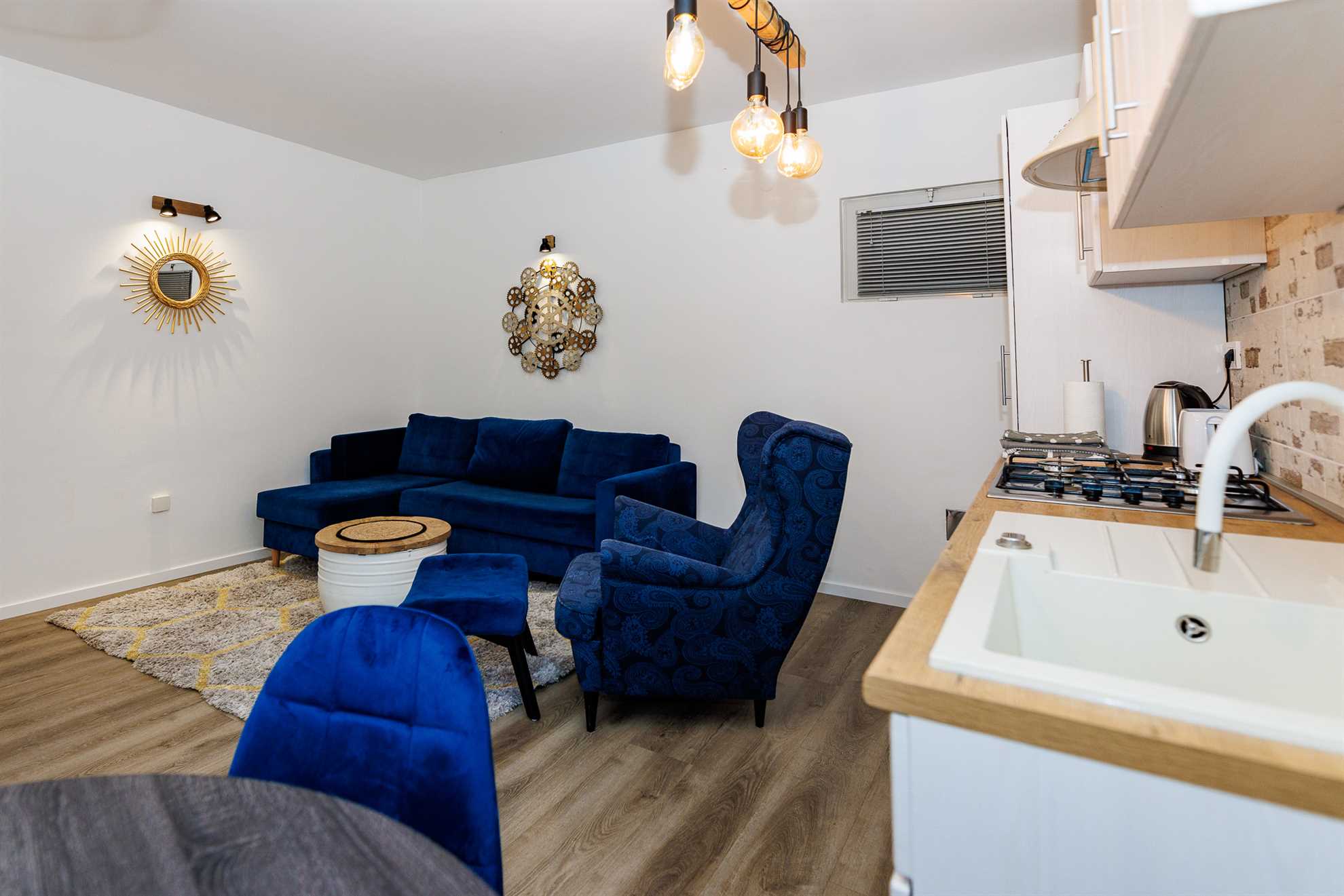 Modern one bedroom apartment with shared pool
