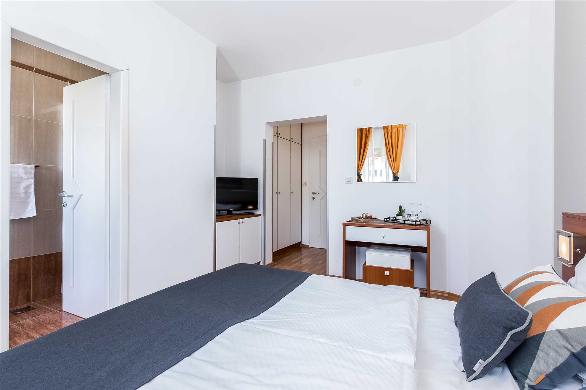 Rental #9373
