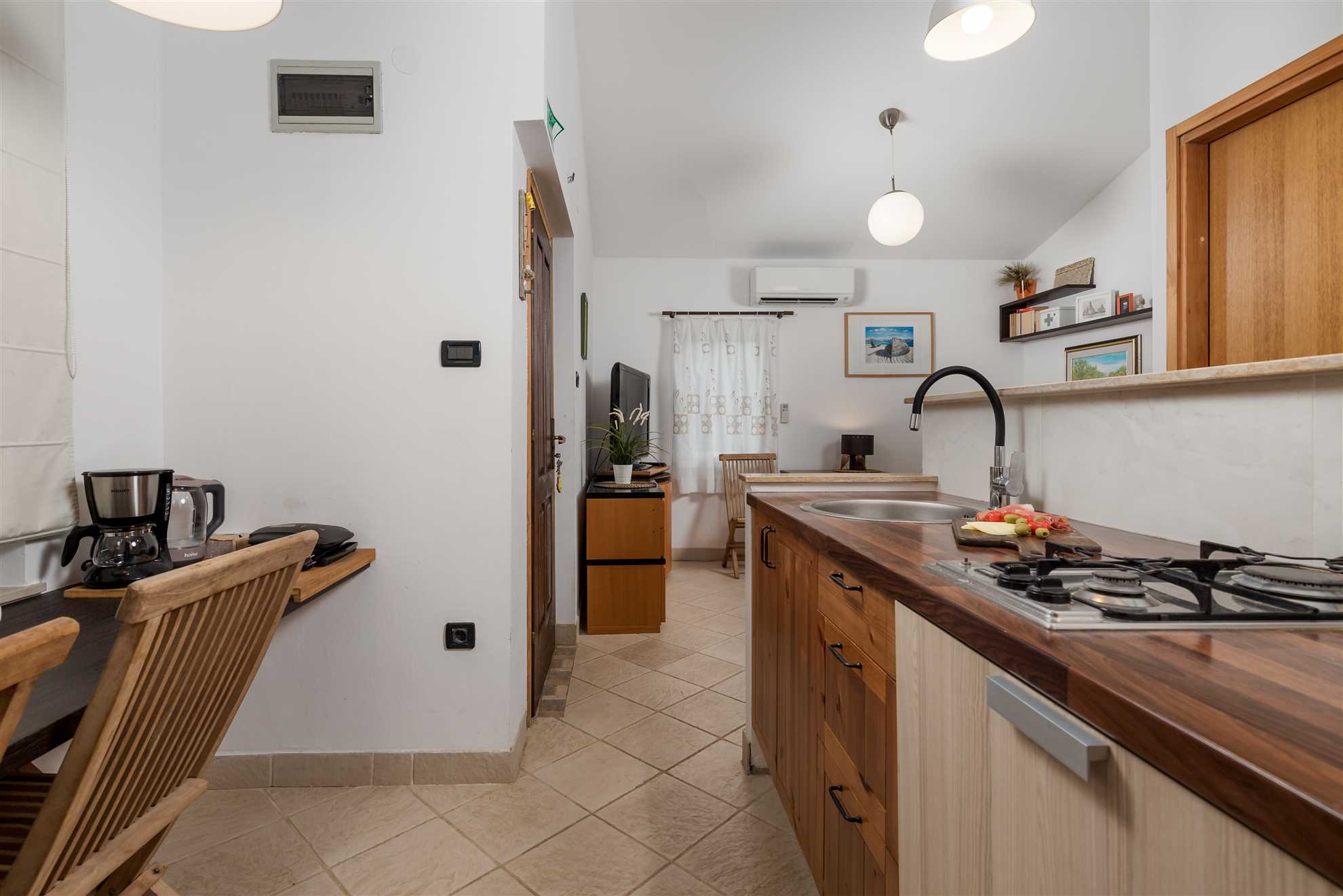 Holiday House Katunar