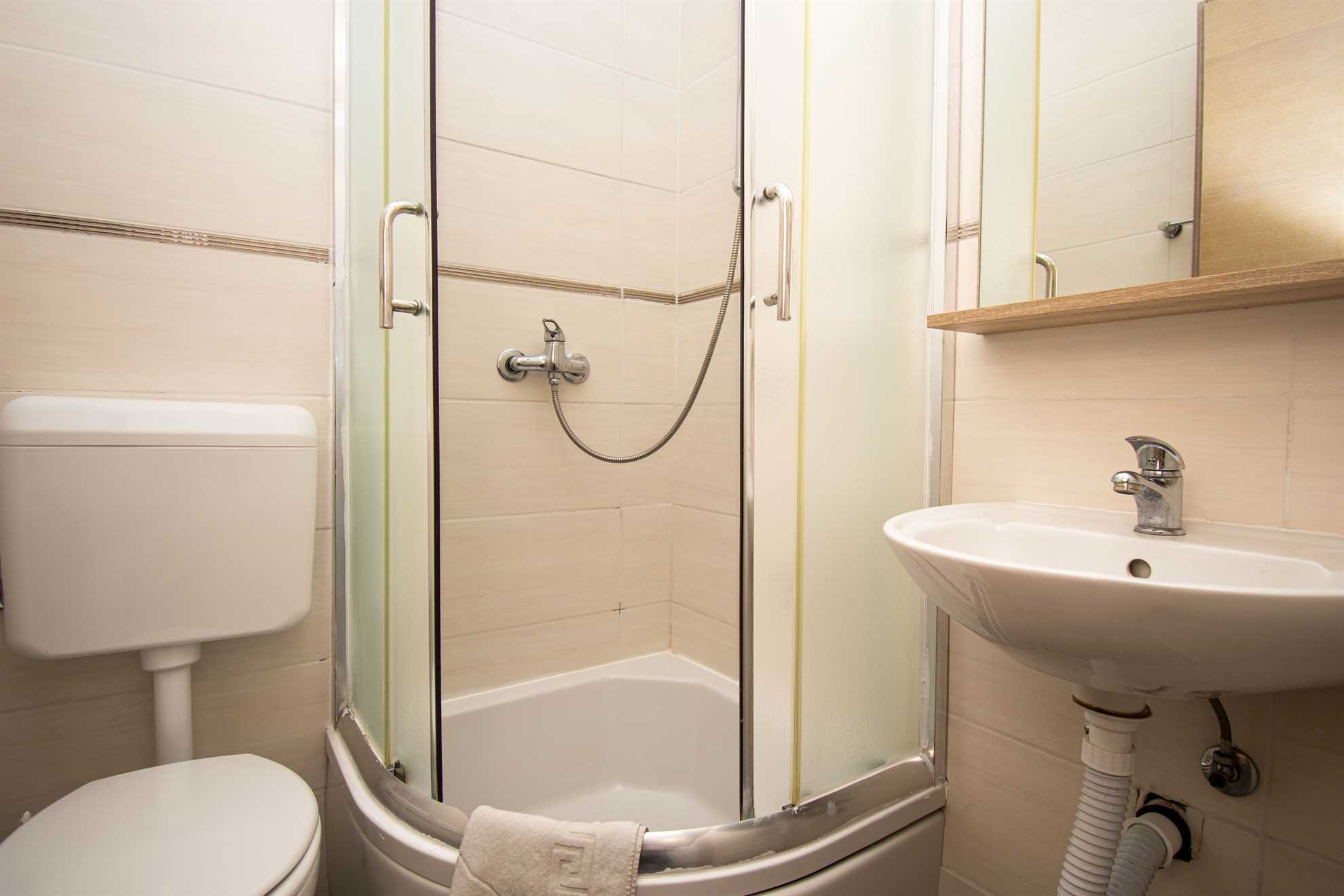 Room for 3 person