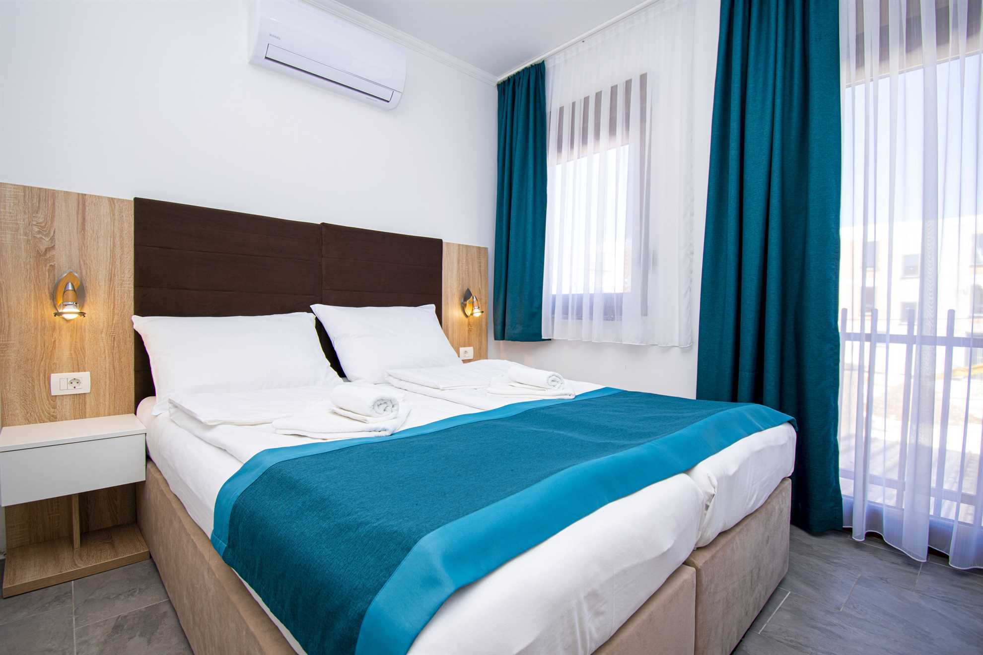 TRPL Family-Double bed