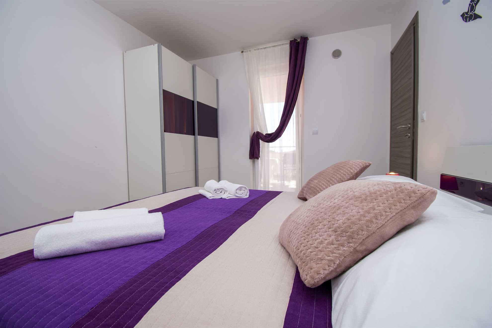 LotusPoolApart One Bedroom