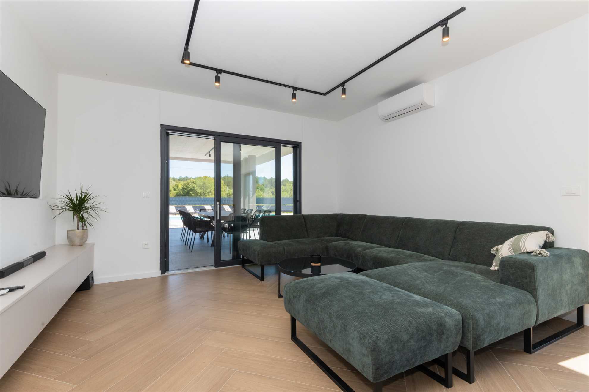 Villa Olive Residence with private Pool, near Makarska