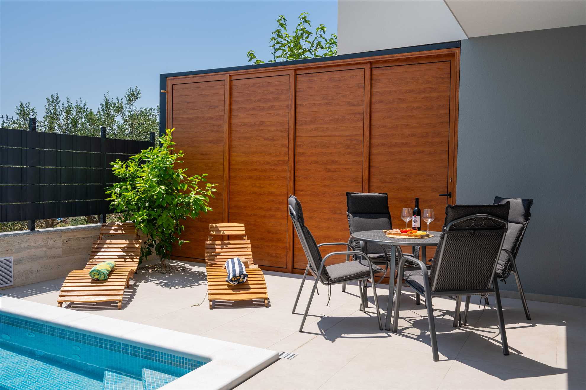 Villa Mima II:Holiday oasis with hydromassage pool