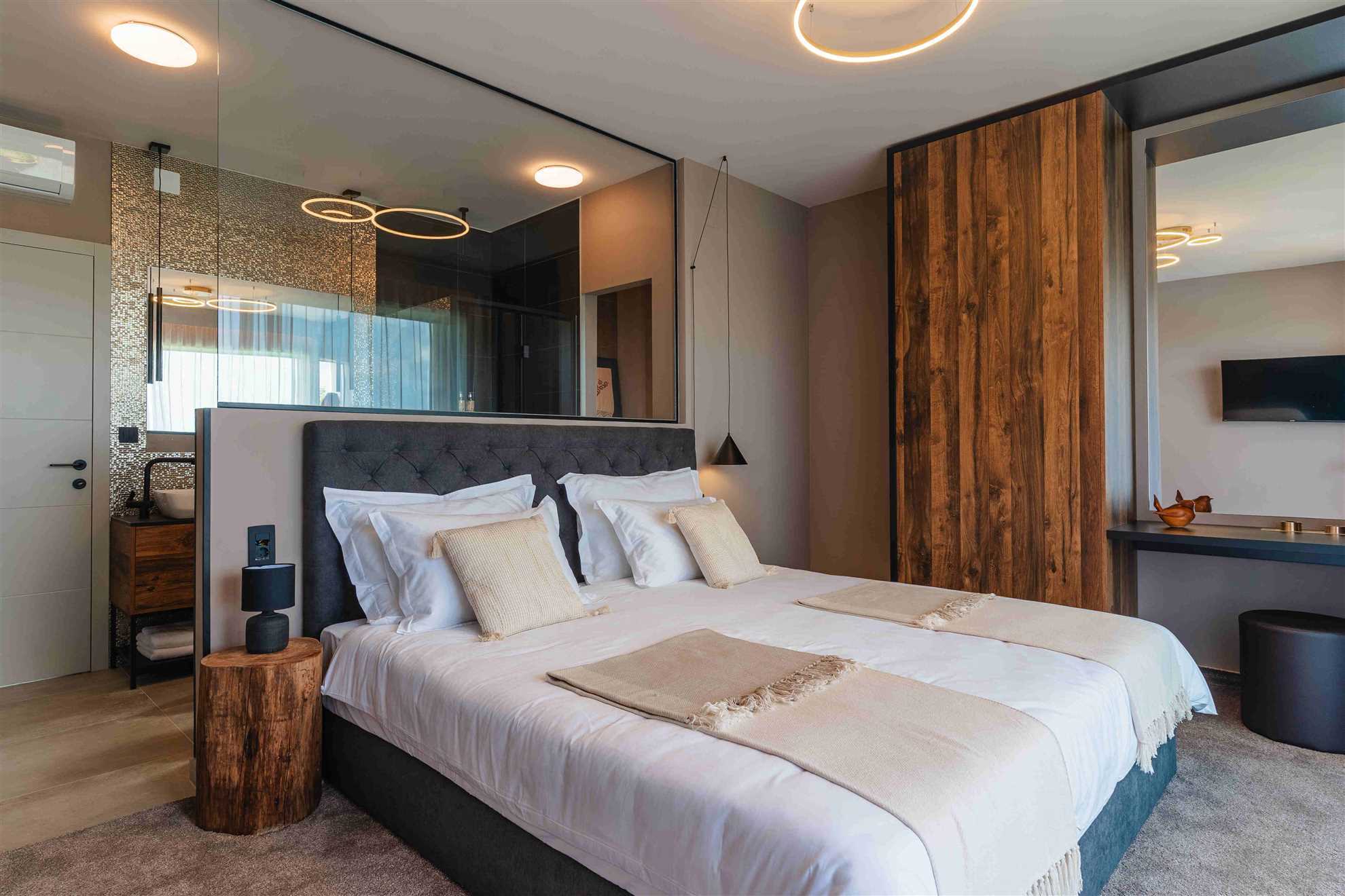 Luxury apartments Iris