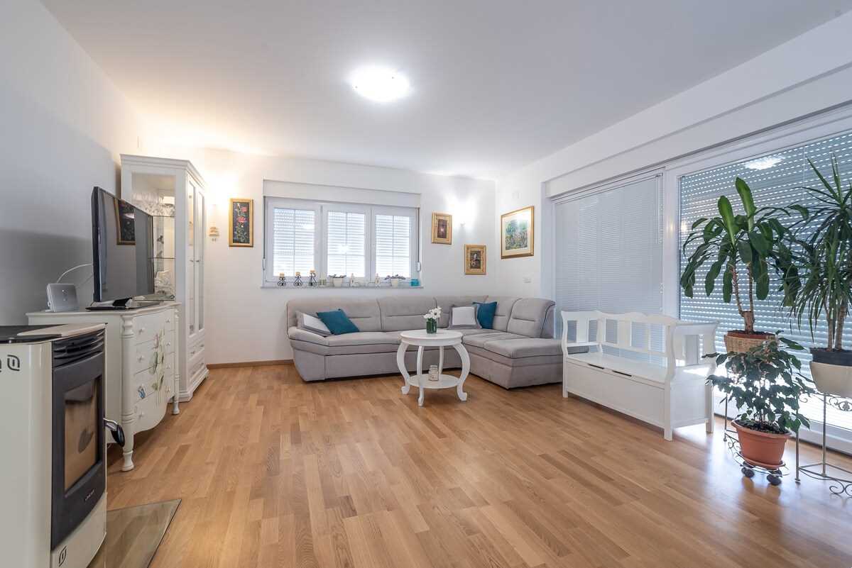 Apartment Sandrina A3 | Adriatic Luxury Villas