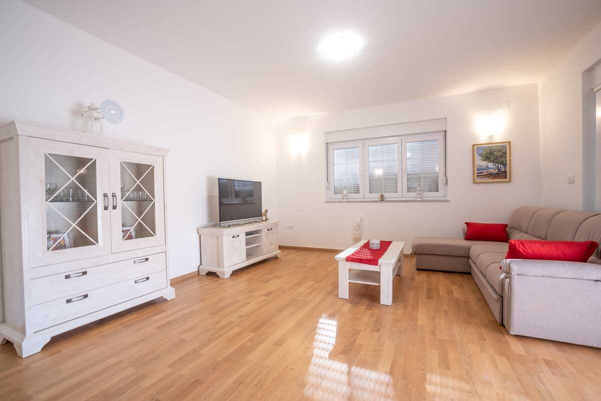Apartment Sandrina A4 | Adriatic Luxury Villas