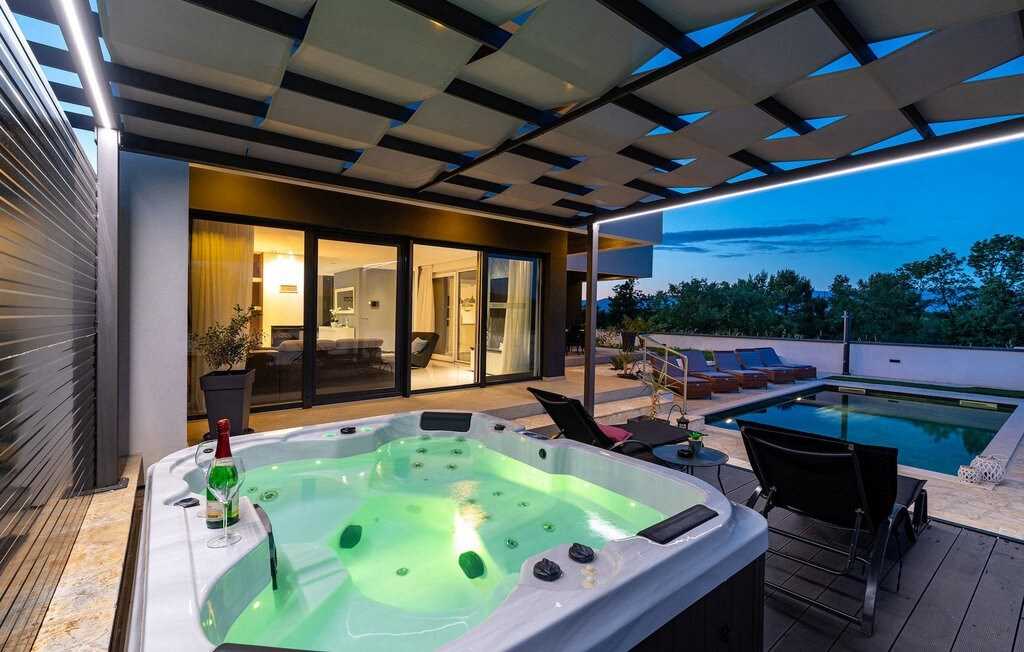 Villa Evoque | Adriatic Luxury Villas