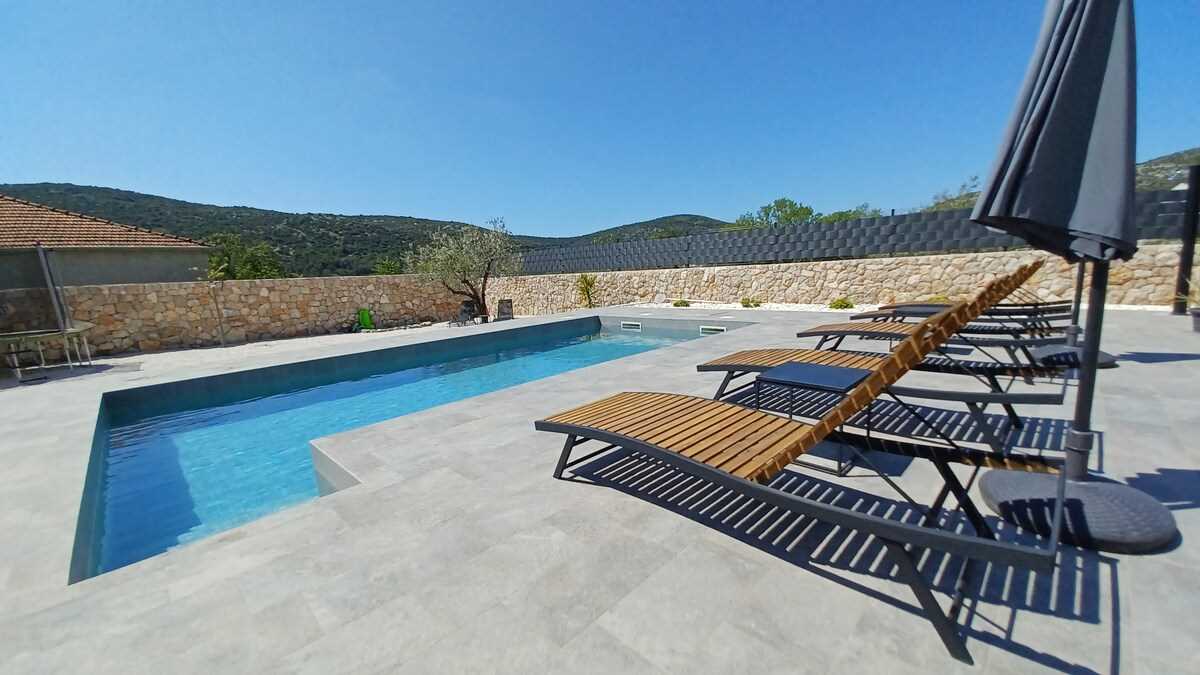 Villa Bosilen | Adriatic Luxury Villas