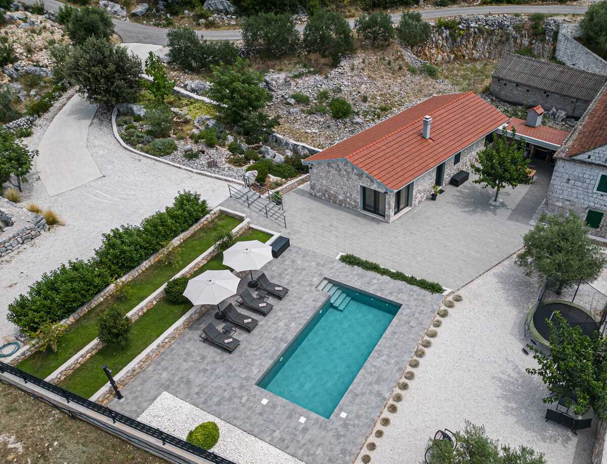 Villa Bosilen | Adriatic Luxury Villas