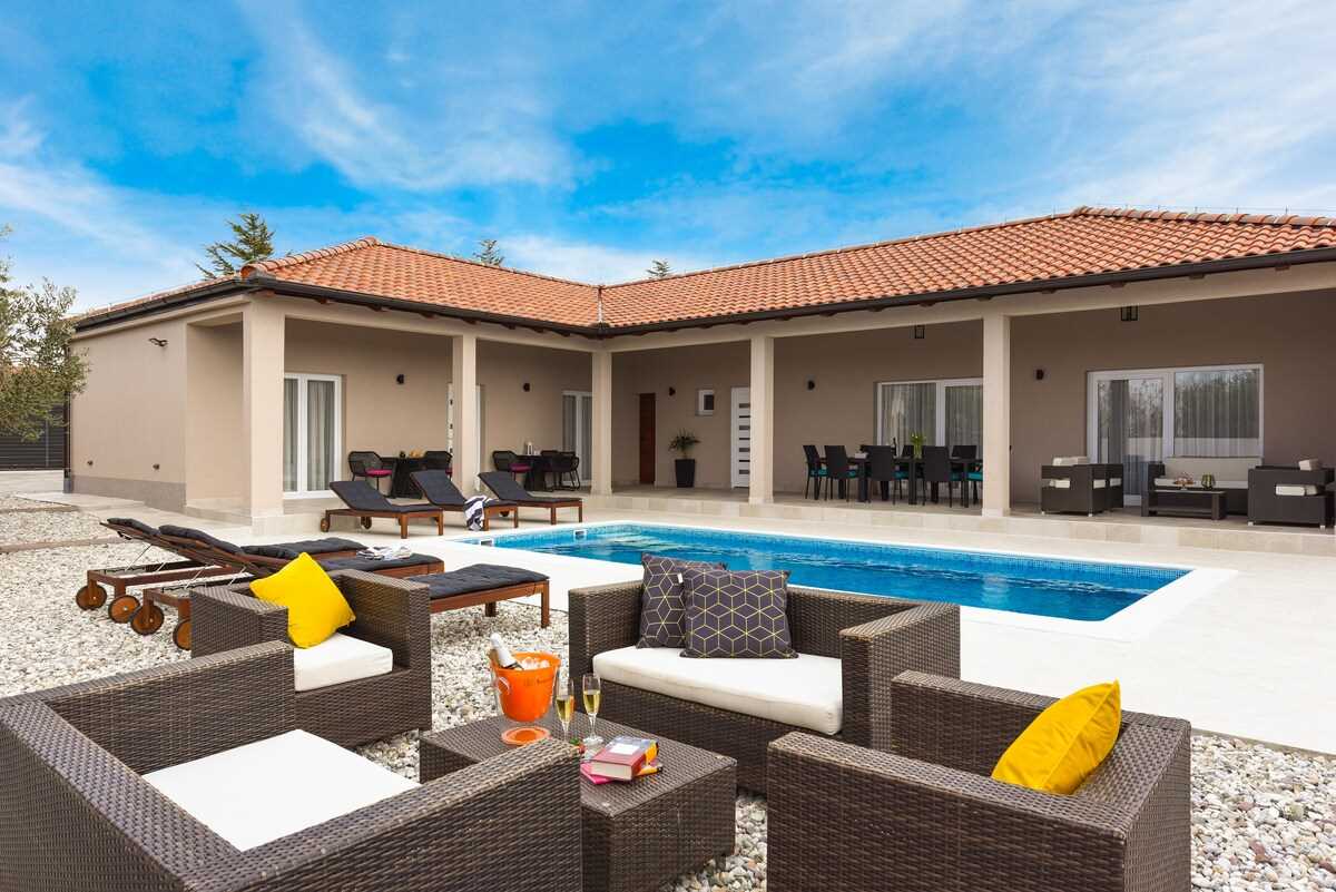 Villa Casa Kasijan | Adriatic Luxury Villas