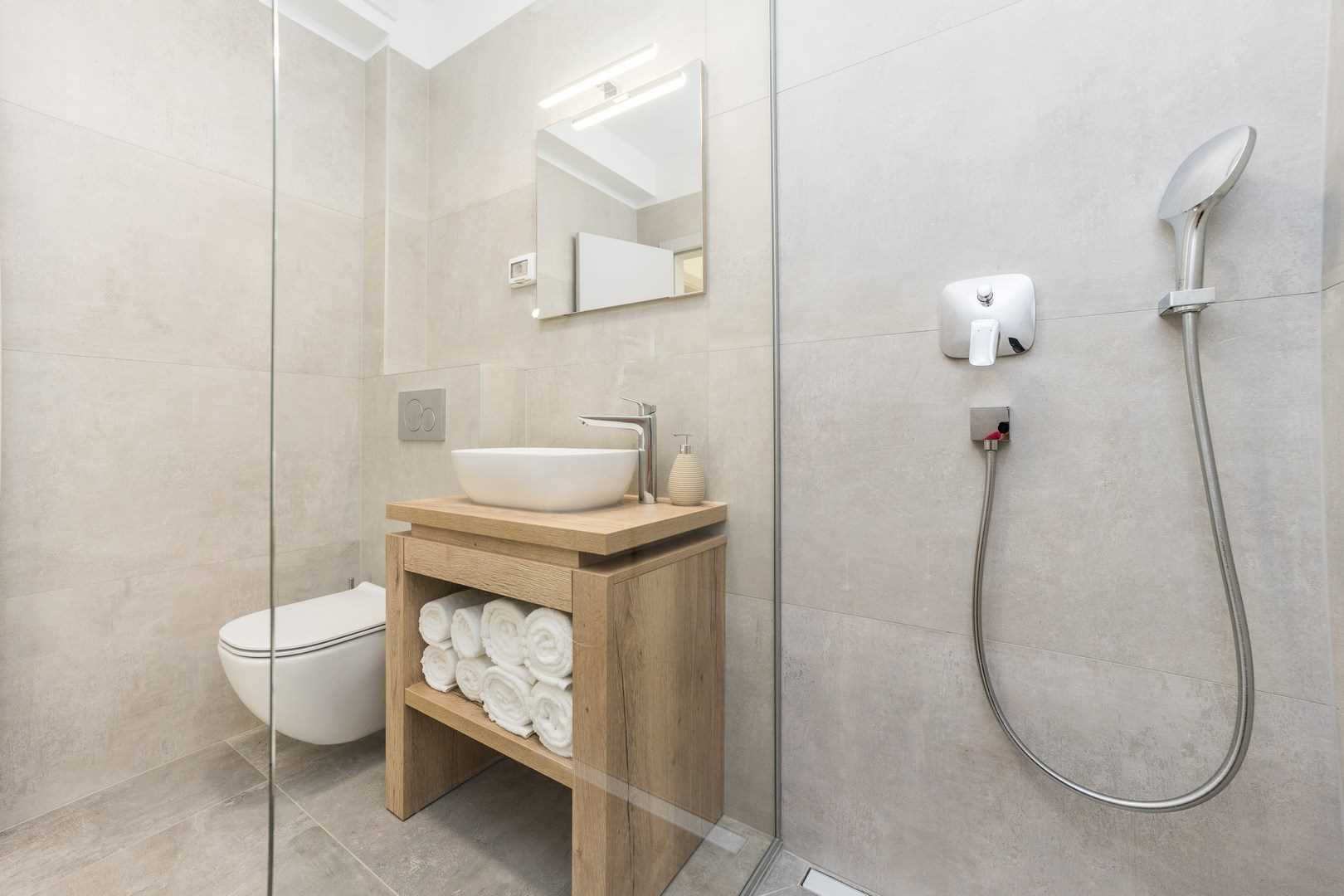 FRADAMA Blue A4 | Adriatic Luxury Villas