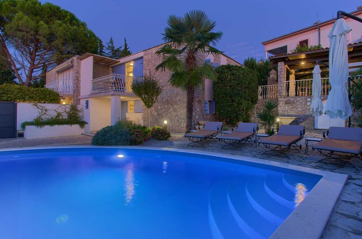 Villa Blue Dondola | Adriatic Luxury Villas