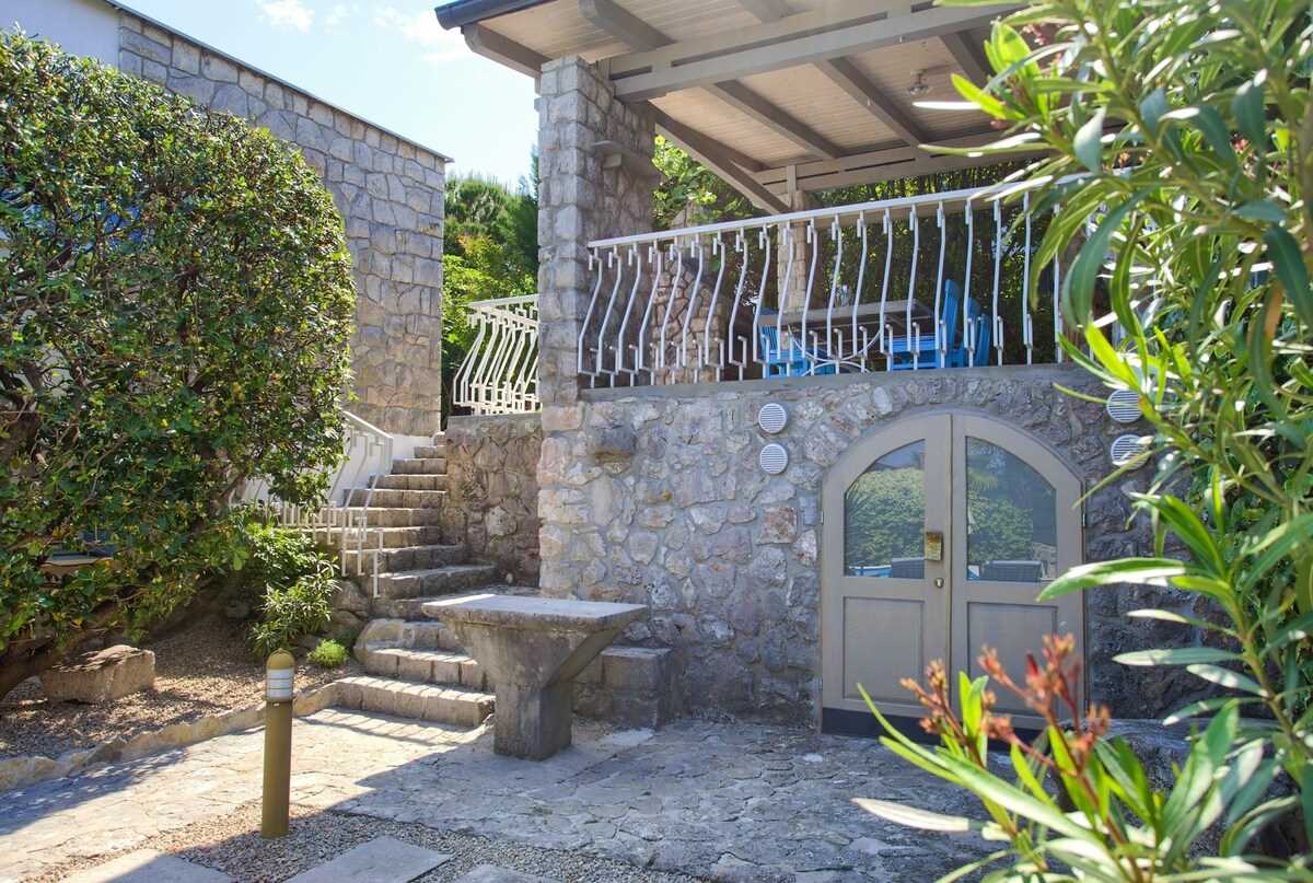 Villa Blue Dondola | Adriatic Luxury Villas