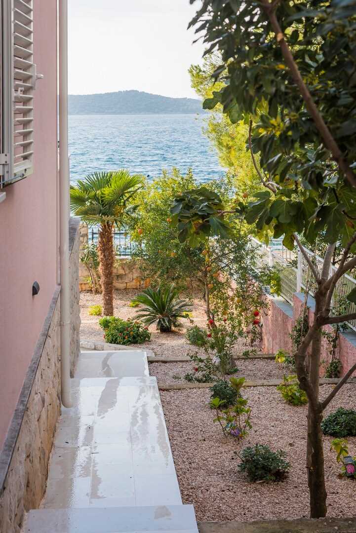 Villa Flores Adriatica | Adriatic Luxury Villas