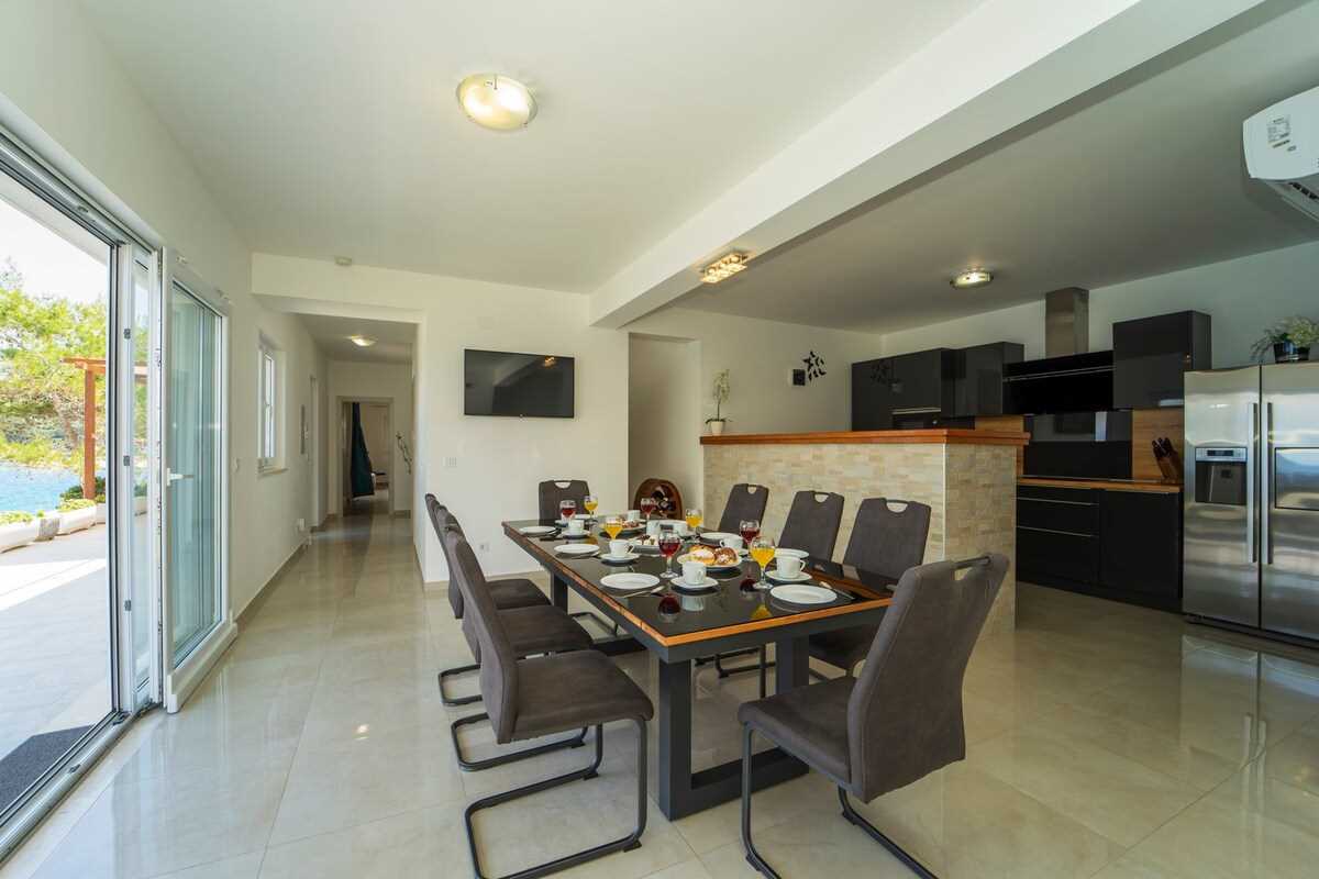 Villa Grski Rat | Adriatic Luxury Villas