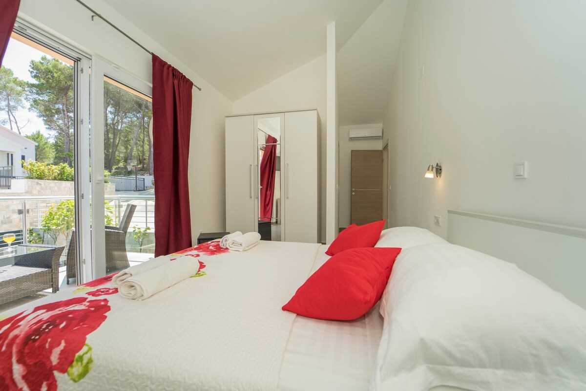 Villa Grski Rat | Adriatic Luxury Villas